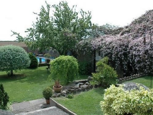 Crapnell Farm Hotel Wells Exterior photo
